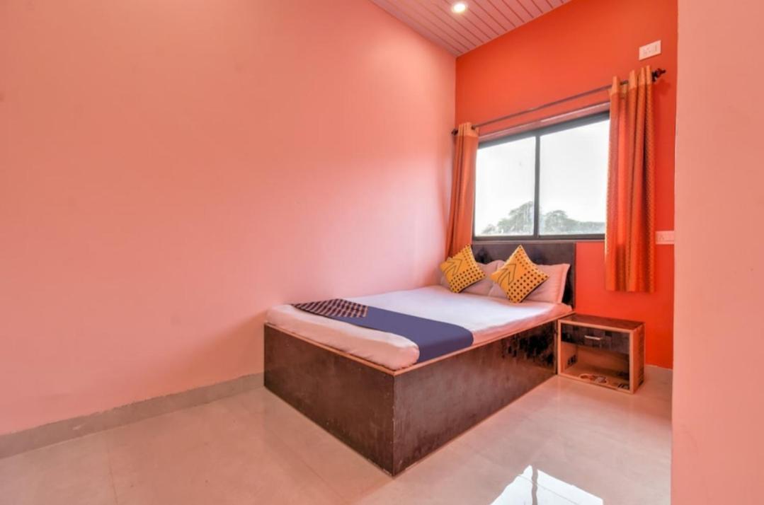 Hotel Nisarg Lodging And Restaurant Aurangabad  Exterior photo